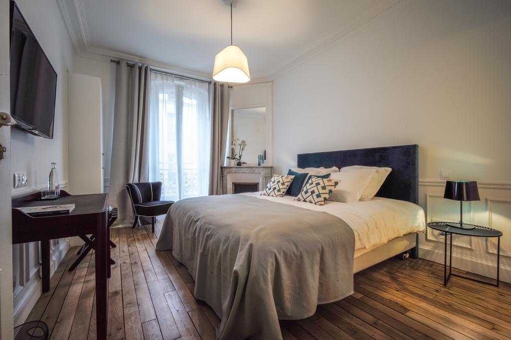 Relais12Bis Bed & Breakfast By Eiffel Tower Paris Exterior photo